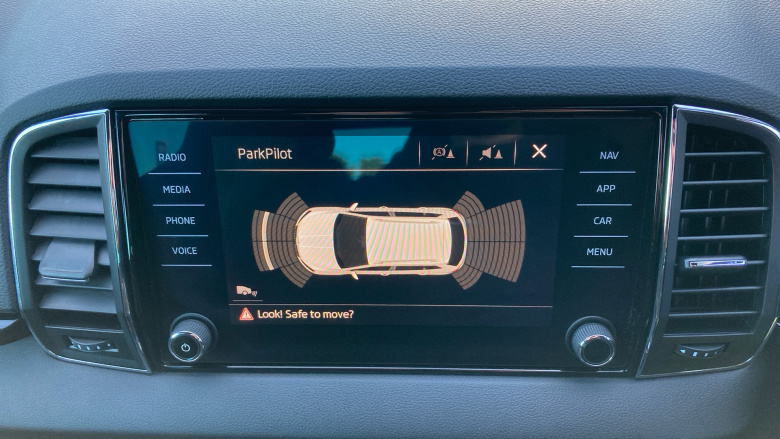 Skoda Karoq 1.5 TSI Sport Line 4x4 5dr DSG Petrol Estate